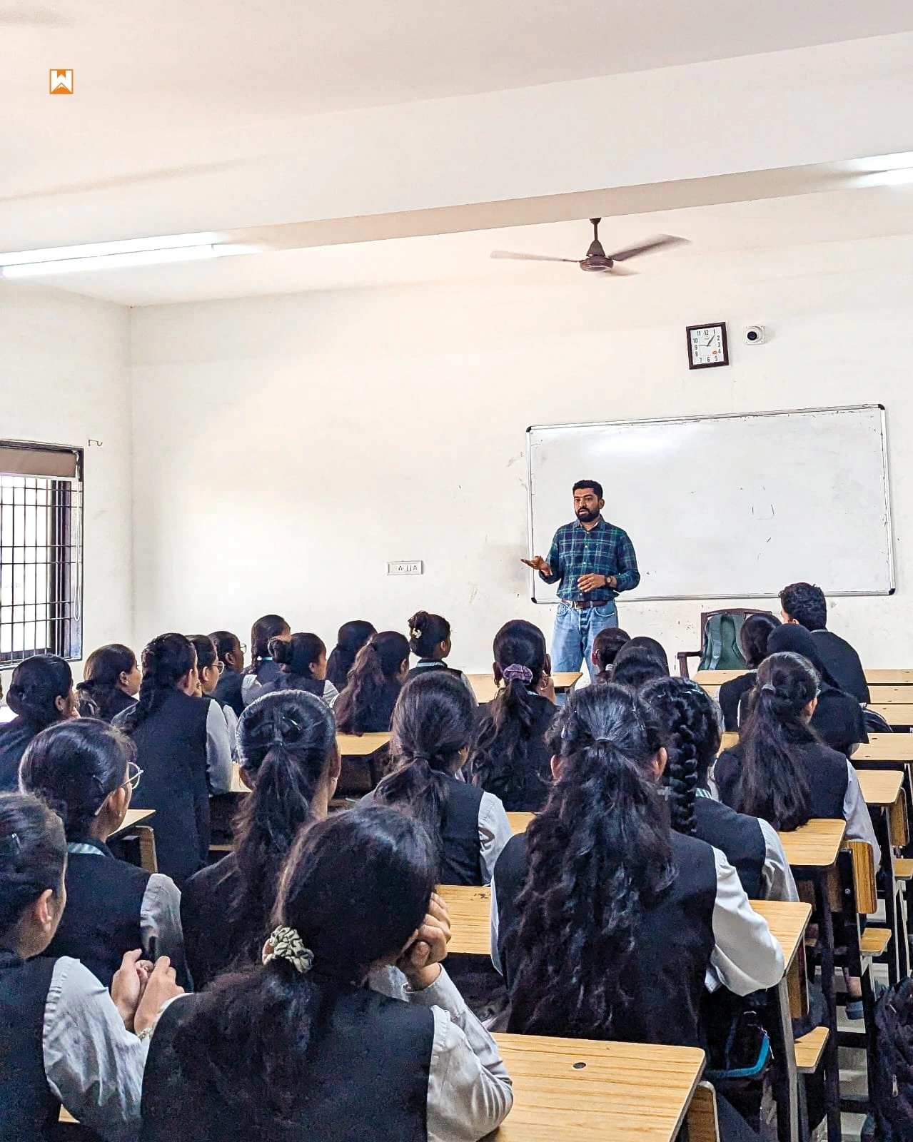 Inspiring Young Minds: Giritvaa Conducts Trekking Awareness Session at Tahtya Pharmacy College